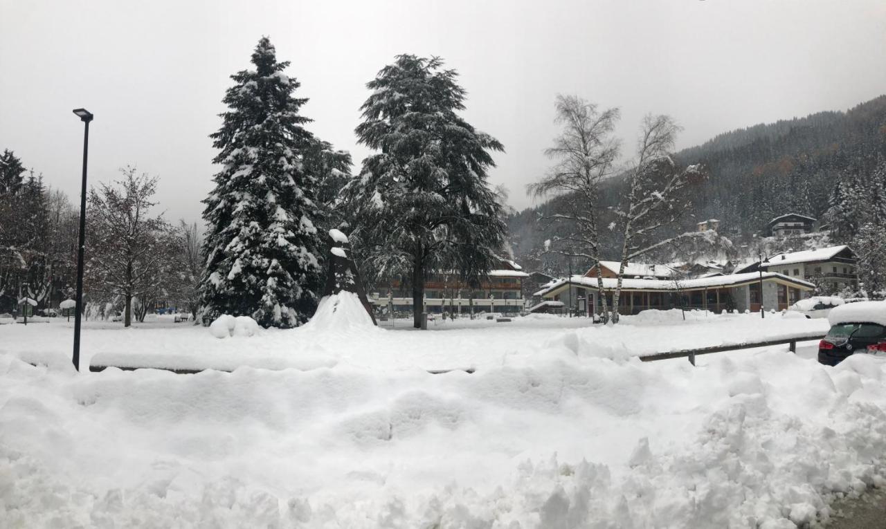 Olympic Regina Hotel Pinzolo Esterno foto