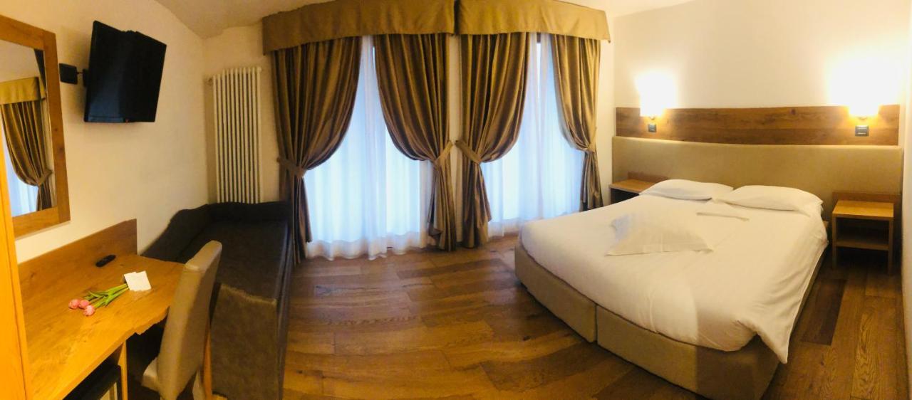 Olympic Regina Hotel Pinzolo Esterno foto