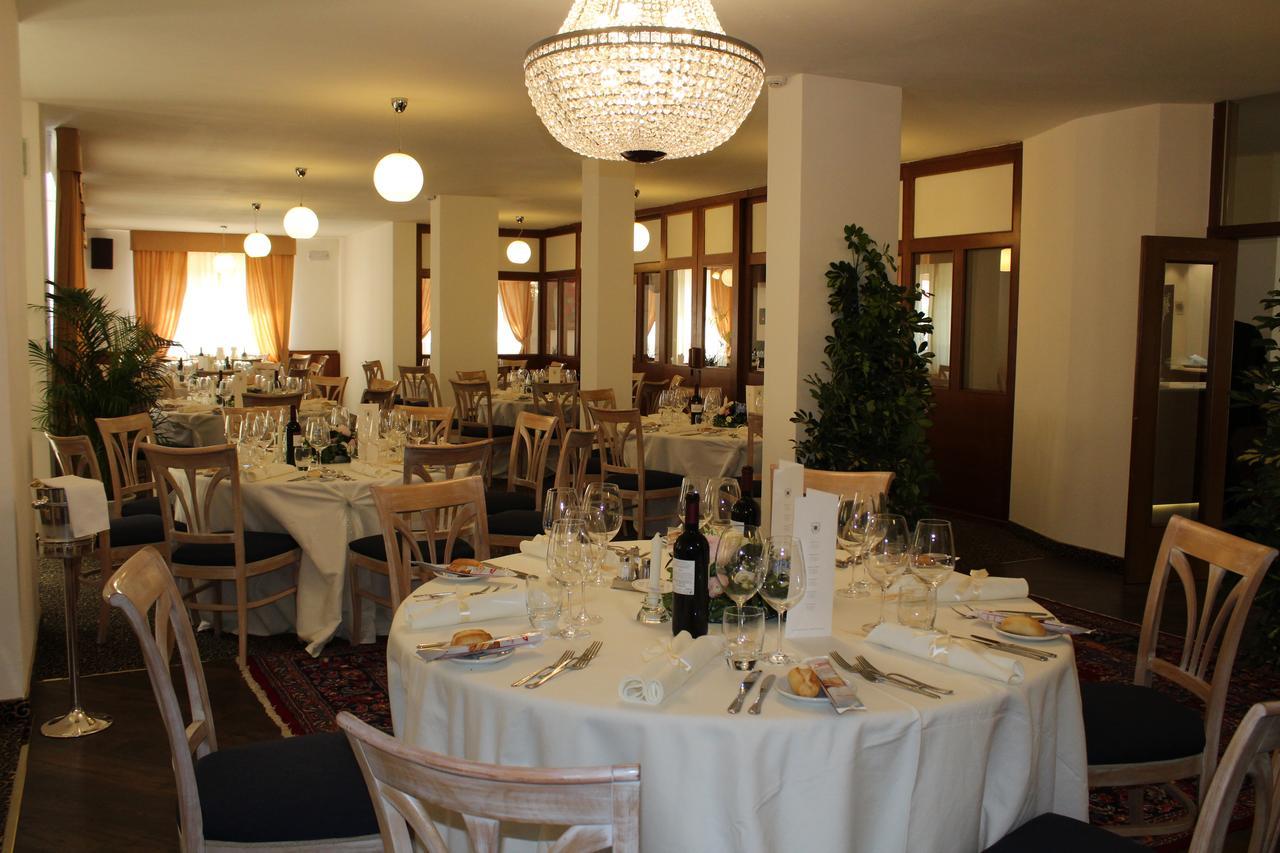 Olympic Regina Hotel Pinzolo Esterno foto