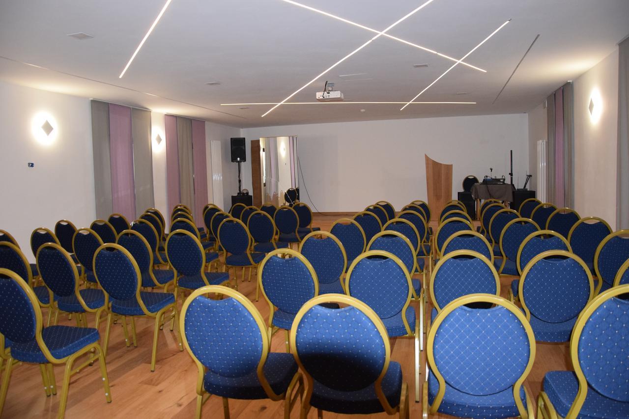 Olympic Regina Hotel Pinzolo Esterno foto